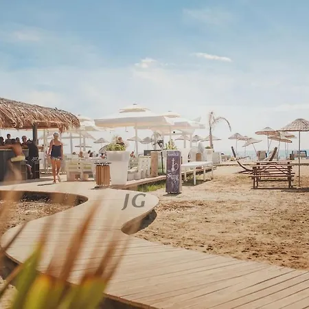 Four Seasons Life 1, With 3 Bedrooms