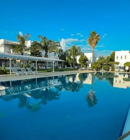 Four Seasons Life 1, With 3 Bedrooms