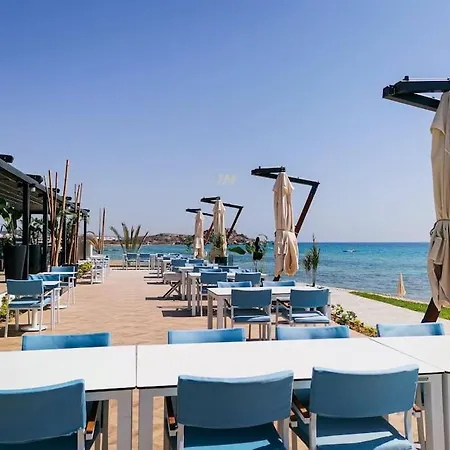 Four Seasons Life 1, With 3 Bedrooms Apartment *