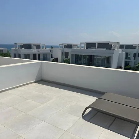 דירה Four Seasons Life 1, With 3 Bedrooms Trikomo