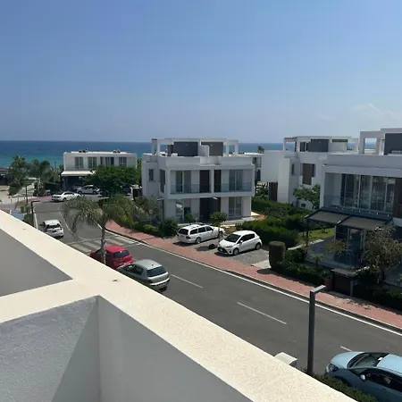 Four Seasons Life 1, With 3 Bedrooms Appartement *