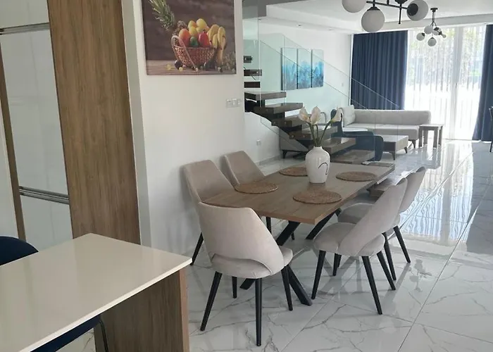 Four Seasons Life 1, With 3 Bedrooms Lägenhet *