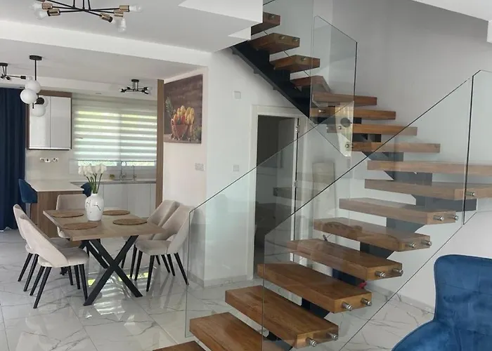 Lägenhet Four Seasons Life 1, With 3 Bedrooms *